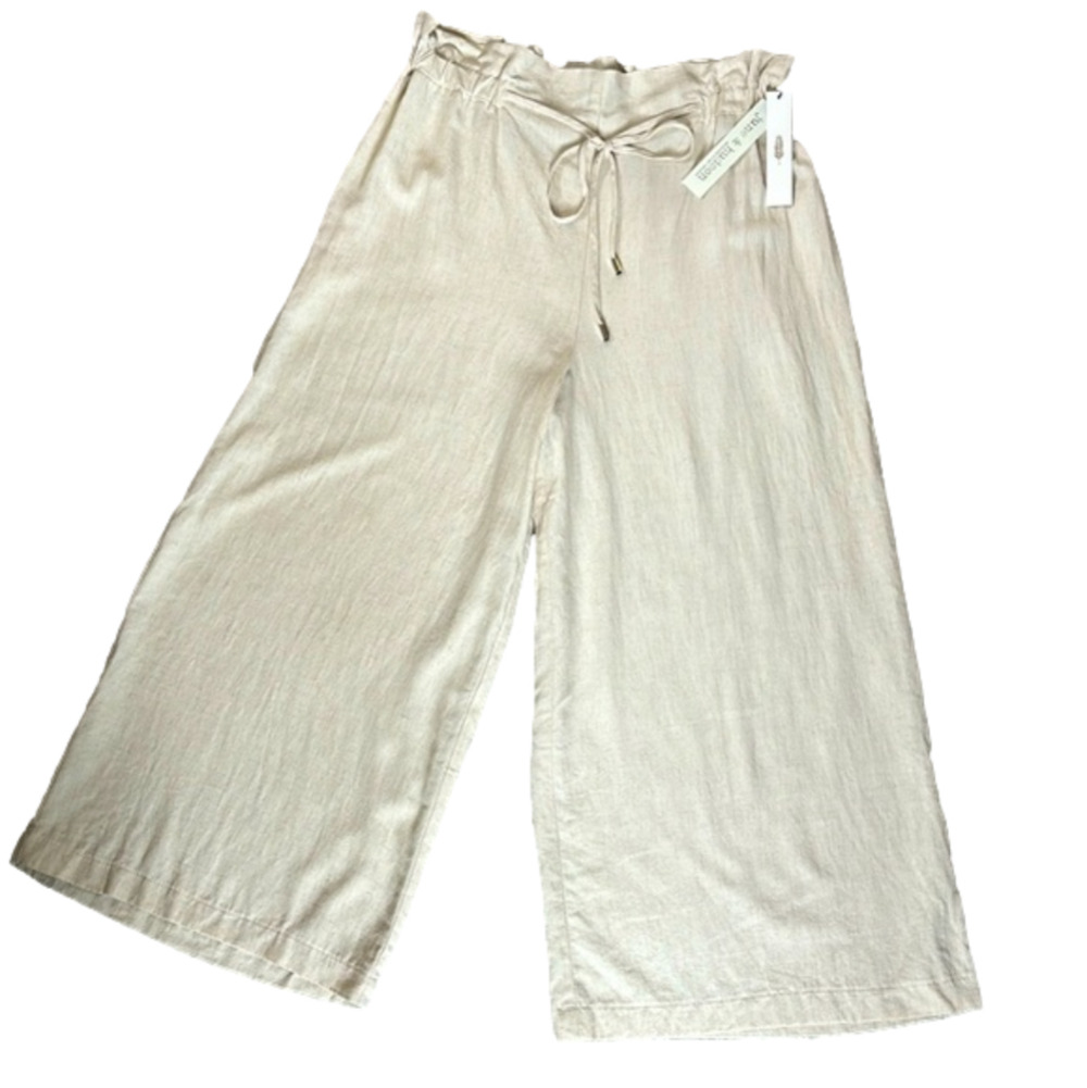 NWT June and Hudson Wide Leg Capri Length Oatmeal Color Pants